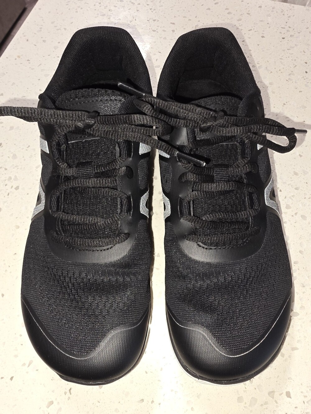Womens Xero Athletic Sneaker Size 7.5 Like New